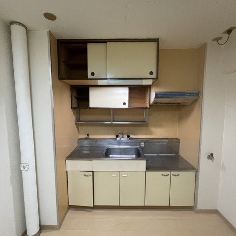室蘭東町第１住宅のキッチン