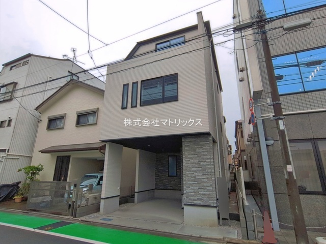 練馬区関町東1丁目　車庫×21帖LDK　大型規格住宅　限定1棟の外観