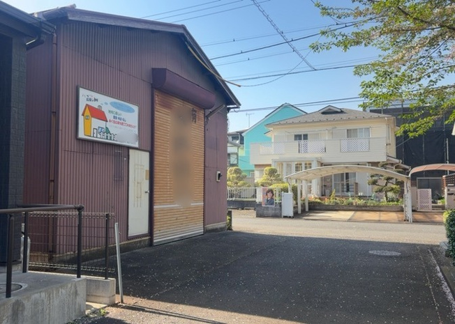 【外観】 | 土地の面積＝住宅面積ではありません。建ぺい率の問題などで、土地のある場所によって住宅を建てられる面積は限られています。高さもしかり、「土地」という言葉の中には、建築条件も含まれると考えておきましょう。