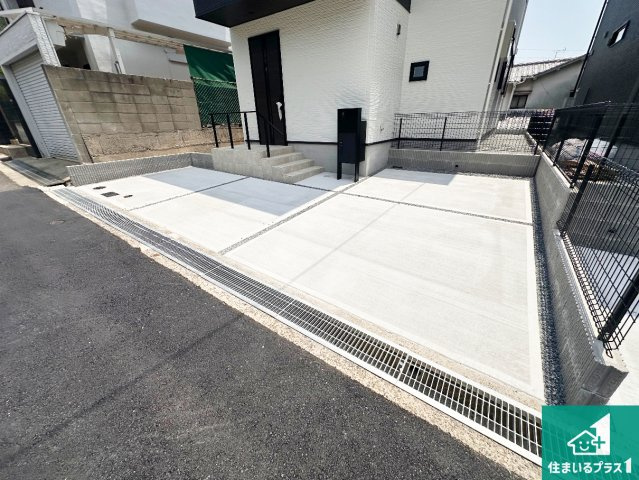 神戸市須磨区高尾台　新築一戸建ての駐車場|駐車スペース！散水栓があるので、こまめに愛車を洗えます！