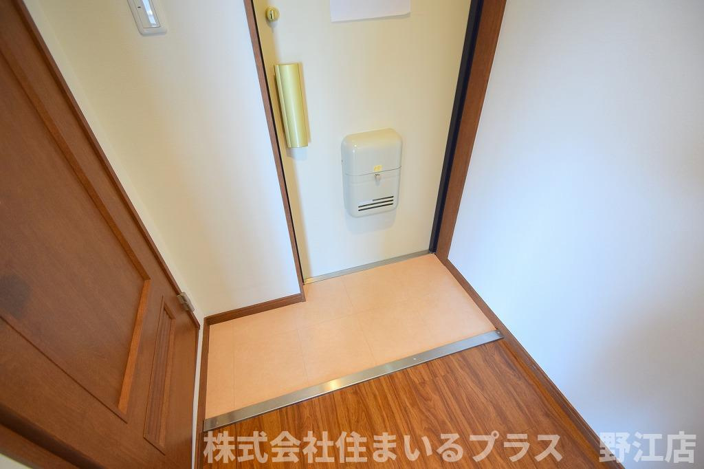 サンプラザ清水駅前の玄関
