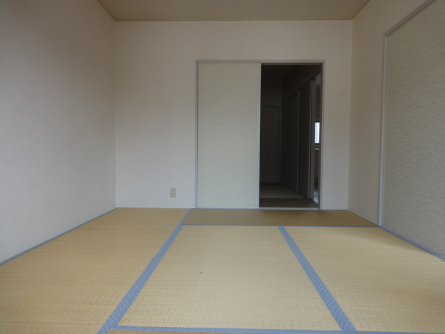 ファミール仁川Ⅲの和室