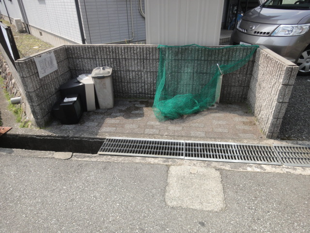 ファミール仁川Ⅲのその他共用部分