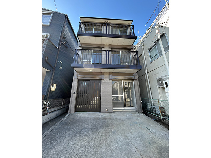 名古屋市西区宝地町　5SLDK　3階建　リフォーム済みの外観|外観