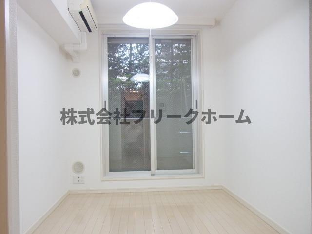 小金井市東町４丁目の賃貸マンションの寝室