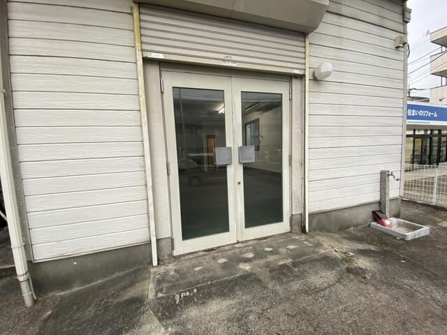 青木店舗の外観