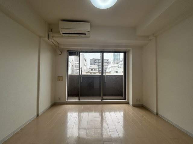 【居間・リビング】CITYSPIRE新神戸 