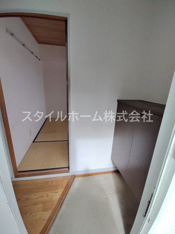 セジュール長谷川　Bの玄関|別部屋写真です。