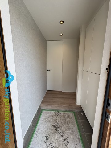 高座郡寒川町小谷１丁目Ⅱ　新築戸建　全４棟D棟の玄関|きれいな玄関です
