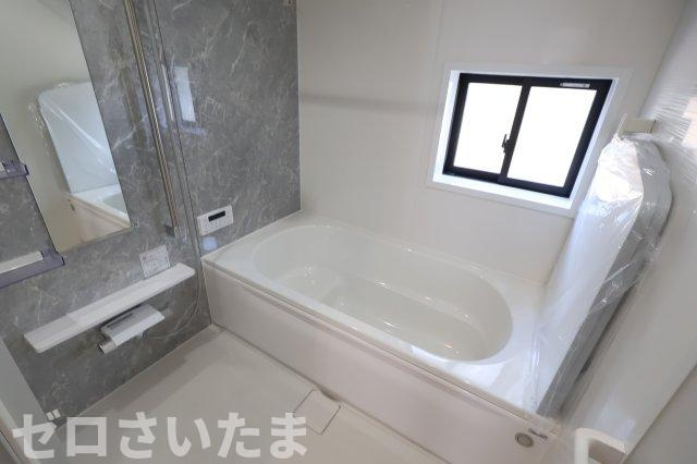 《仲介手数料無料》富士見市渡戸１丁目5-28新築一戸建てグラファーレの浴室