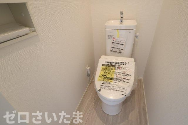 《仲介手数料無料》富士見市渡戸１丁目5-28新築一戸建てグラファーレのトイレ