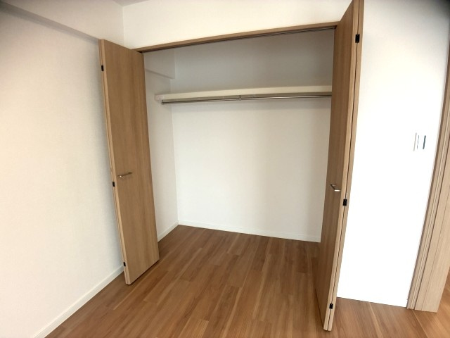 エンゼルハイム古淵の収納|洋室3のクローゼット