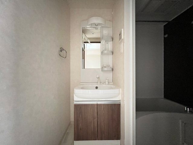 エグゼ堺筋本町の独立洗面台
