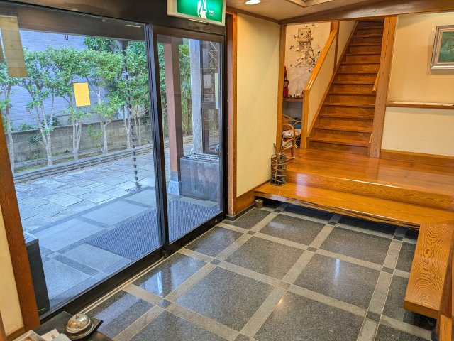 【エントランス】 | 匝瑳市八日市場イ　店舗