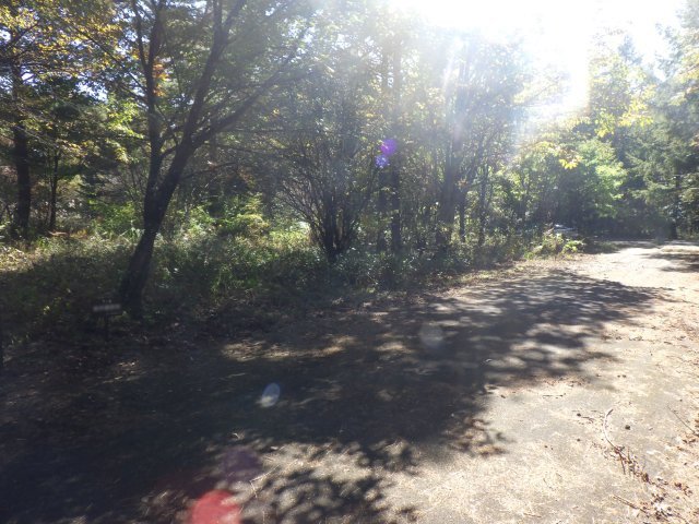 野反湖パークランド和光原②の前面道路含む現地写真