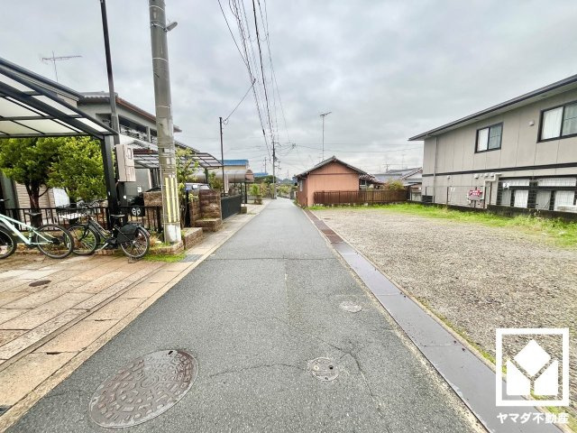 京田辺市大住大坪の前面道路含む現地写真
