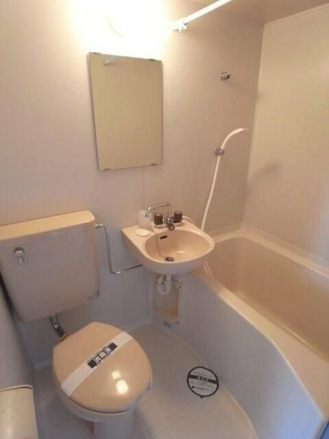 シティハイツ新大塚の浴室