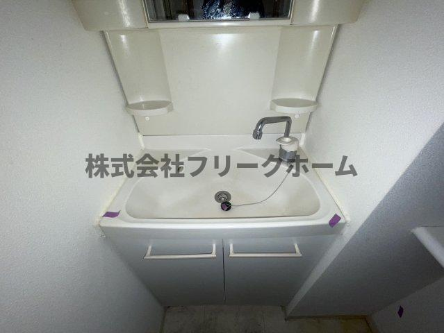 武蔵野市吉祥寺本町２丁目の賃貸マンションの独立洗面台
