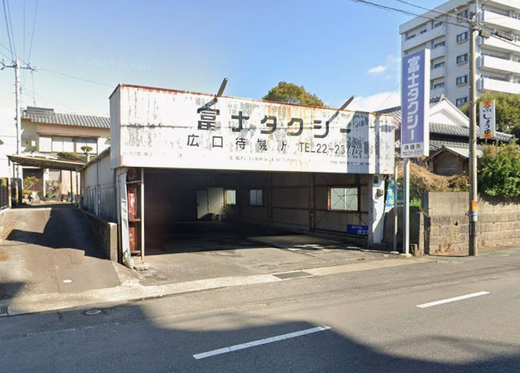 都城市蔵原町の倉庫