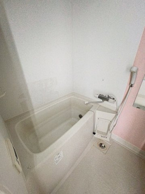 【浴室】 | 琳和ロイヤルコート | ※同物件、他のお部屋の写真です。