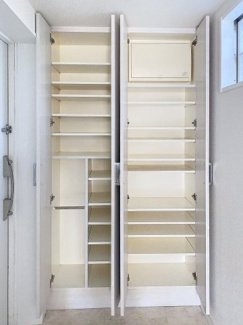 【収納】 | 琳和ロイヤルコート | ※同物件、他のお部屋の写真です。