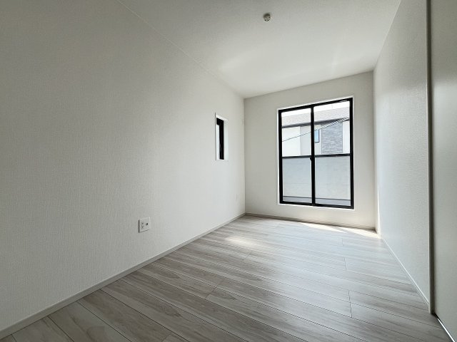 【子供部屋】 | 福岡市東区八田3丁目13期　1号棟（全6棟）【仲介手数料無料・0円】 | 現地写真。