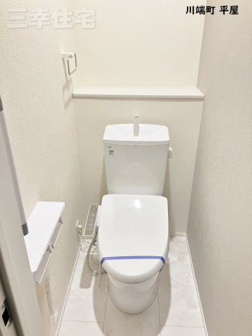 碧南市川端町のトイレ|平屋でありながらトイレが2ヵ所あります。朝の忙しい時に助かりますね