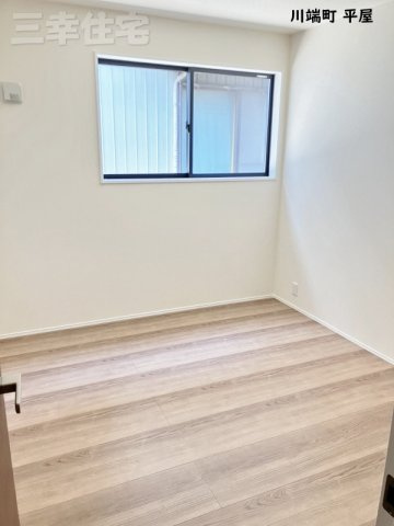 碧南市川端町の洋室|洋室5.2帖　お部屋が4部屋あります