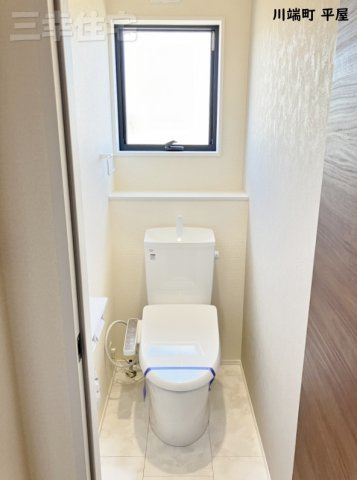 碧南市川端町のトイレ|２つ目のトイレもシャワートイレ