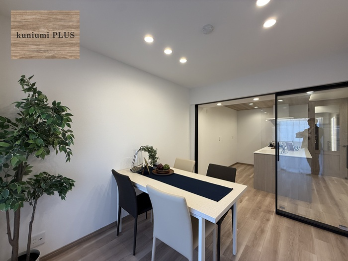 サンハイム中津の洋室