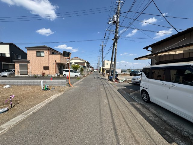狭山市水野売地の前面道路含む現地写真
