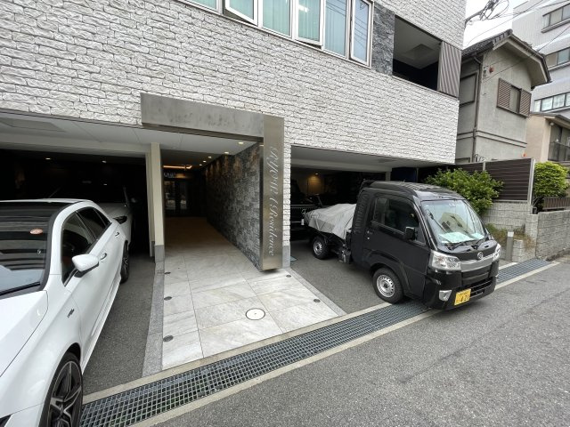 Ryowa Residenceのエントランス