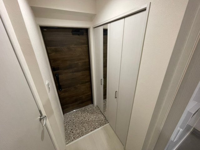 Ryowa Residenceの玄関