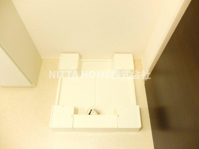 ロイヤルタウン篠山口　B棟の設備|室内洗濯機置き場も完備しています！
