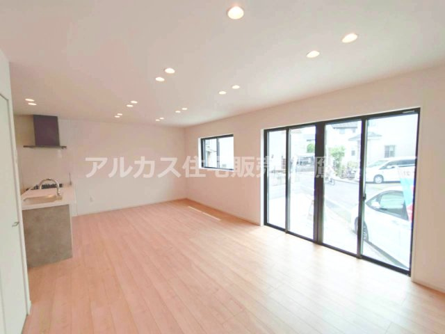 西武新宿線 花小金井駅 徒歩13分 新築戸建 西東京市芝久保町１丁目の居間・リビング