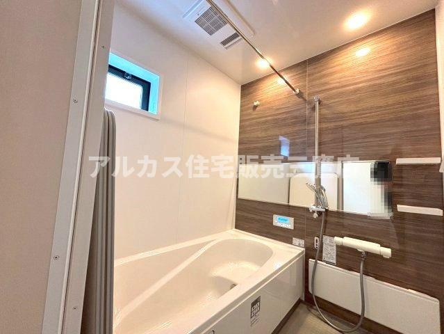 西武新宿線 花小金井駅 徒歩13分 新築戸建 西東京市芝久保町１丁目の浴室