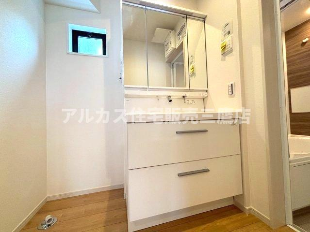 西武新宿線 花小金井駅 徒歩13分 新築戸建 西東京市芝久保町１丁目の独立洗面台