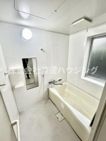 吹田市佐竹台４丁目１戸建の浴室