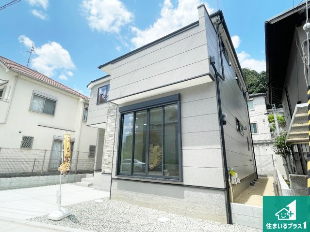 宝塚市売布　第2期　新築一戸建ての外観|安心の10年保証！外観を美しく保ち、雨水で汚れを落とします！気になることがありましたら、お気軽にお問い合わせください！
