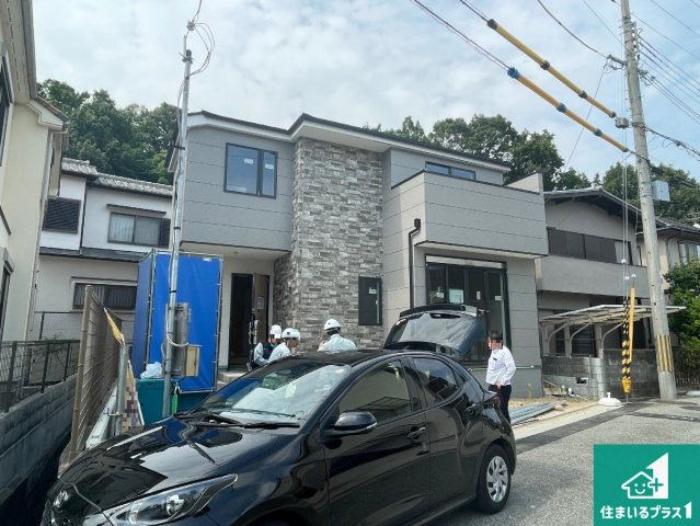 宝塚市売布　第2期　新築一戸建ての外観|周辺は落ち着いた街並みの住宅地！子育てがしやすい住環境です！まだ未完成ですが、現地でしかわからない事もございます。是非一度ご覧ください。