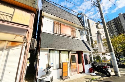 枚方市上島町店舗の外観