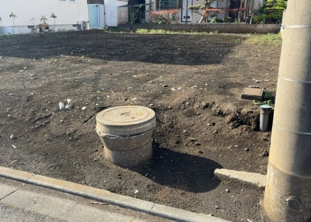 【外観】 | 土地の面積＝住宅面積ではありません。建ぺい率の問題などで、土地のある場所によって住宅を建てられる面積は限られています。高さもしかり、「土地」という言葉の中には、建築条件も含まれると考えておきましょう。