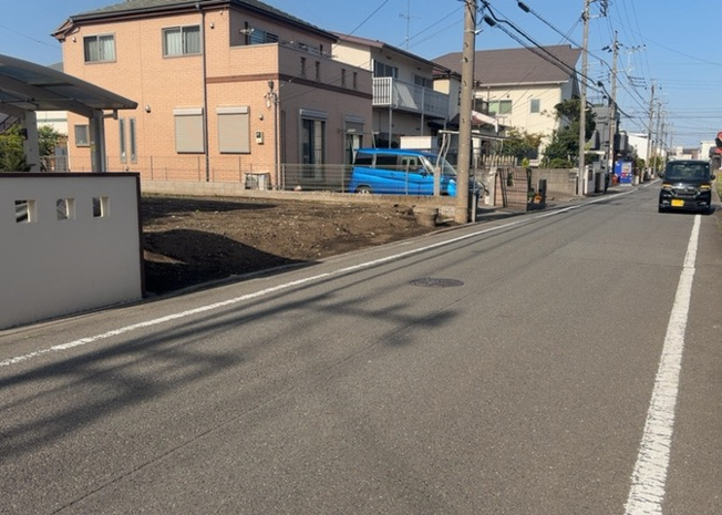 【外観】 | 物件の詳細については、現地を見てわかること以外に、役所や法務局などで調べないとわからないことがあります。そのため、現地に行く場合は、もしこの物件を買ったらどのような生活ができるかをイメージしましょう。