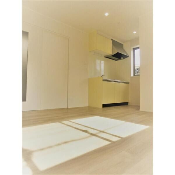 テラスハウス東淡路の居間・リビング