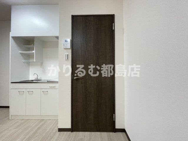 謙徳ビルの玄関