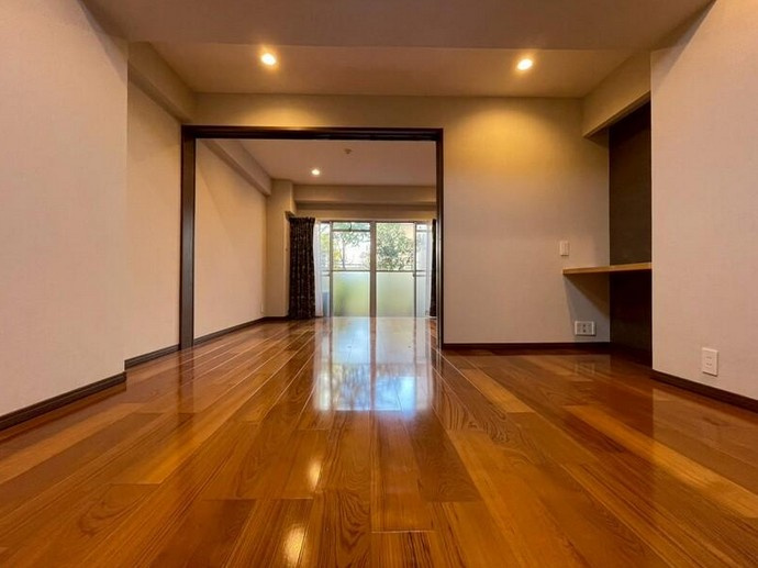 【居間・リビング】