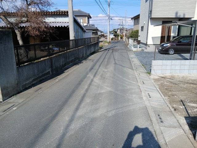 リーブルガーデン．S　深谷宿根第４　の前面道路含む現地写真|現地前面道路（2026年03月10日）撮影