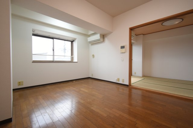 グレイスコート多摩川の居間・リビング|おしゃれな居間です