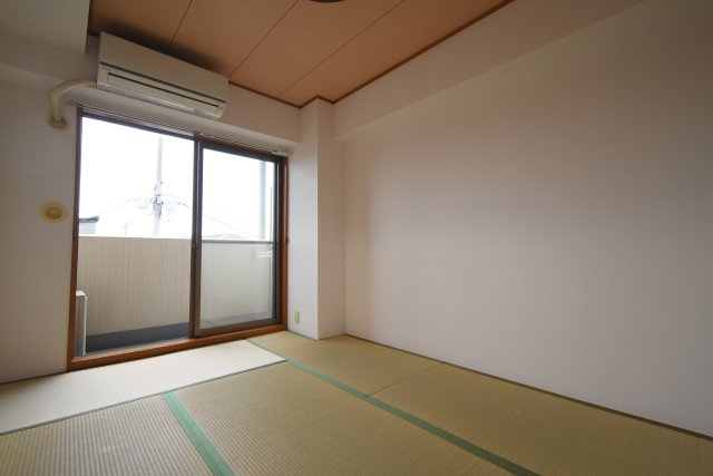 グレイスコート多摩川の和室|い草の香りが落ち着く素敵な和室です