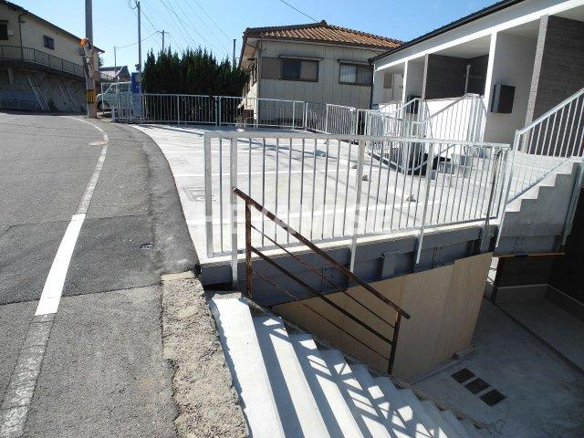ハイツタカシマⅢの駐車場